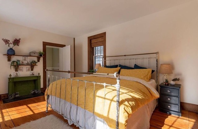 VT Retreat - TV + Hot Tub + Pool Table