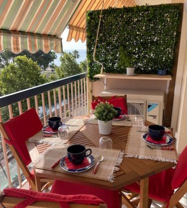VUE SUR MER - Magnifique appartement tout confort - Terrasse et parking privé