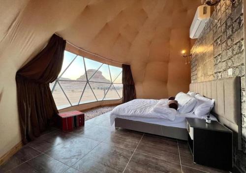 Wadi Rum camp & Bubble Tent & Bedouin Style & tours
