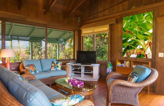 Wainiha Beach Hale home