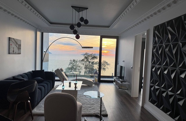 Wake Up Above the Sea – Elegant Coastal Living at The Velvet Wave