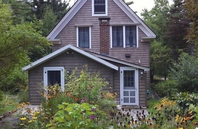 Walk to Acadia! Maine nFarmhouse 2025: 3 night min May-Labor Day