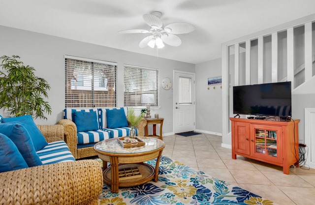 🏝️Walk2Beach-Pool-Santa Rosa Sound-2BR Sugar Beach F-26