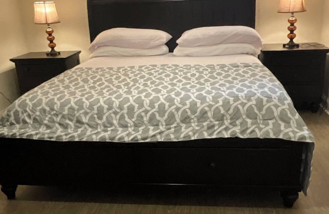 Walkin sunny basement with 2 bedroom and 2 bathrooms , very spacious and bright
