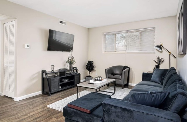 Walking Distance to OSU and 2 Beds
