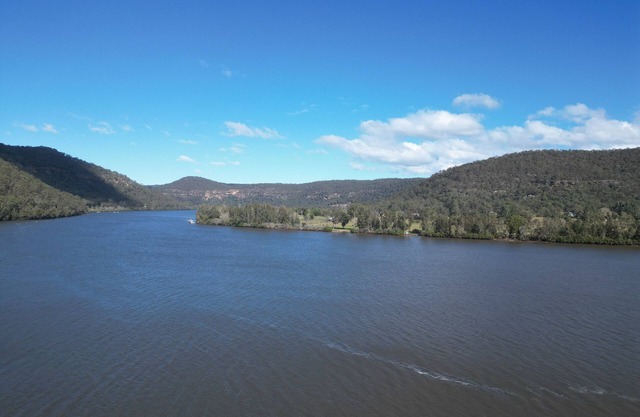"Wallaby Lodge" Hawkesbury River