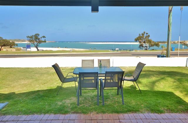 Waterfront Apartment 2 - Kalbarri, WA