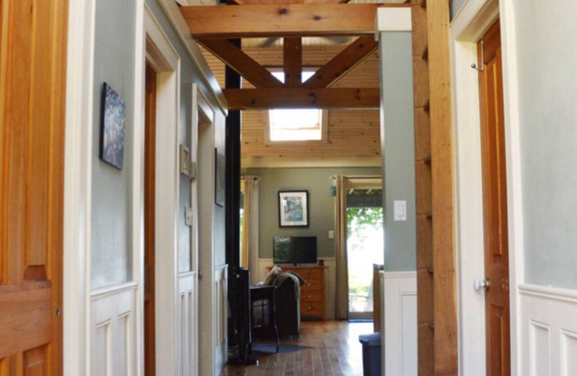 Waterfront cottage in the heart of Wellington