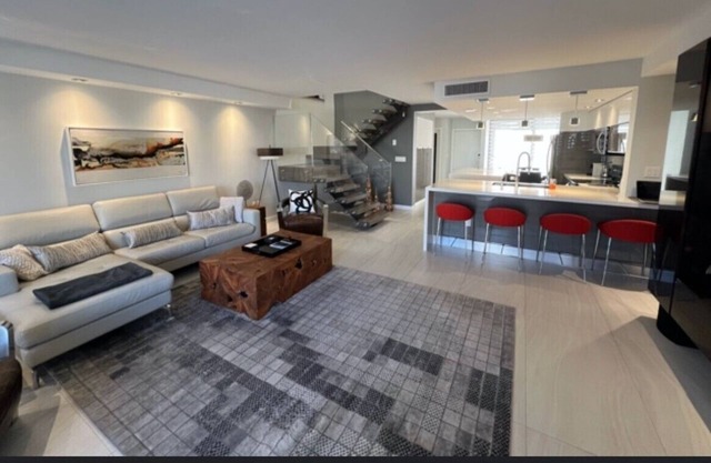 WATERFRONT MODERN 2 STORY CONDO SEASONAL RENTAL