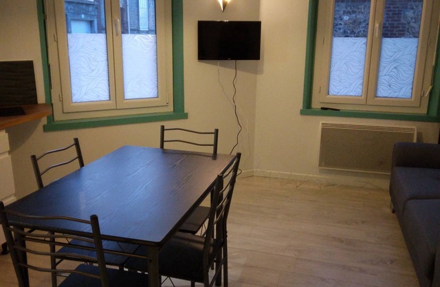 Waterfront studio 50 meters away