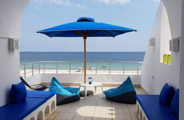 Waterfront Villa Floor