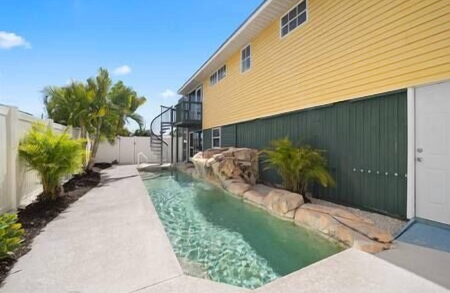 Waterview Naples Retreat