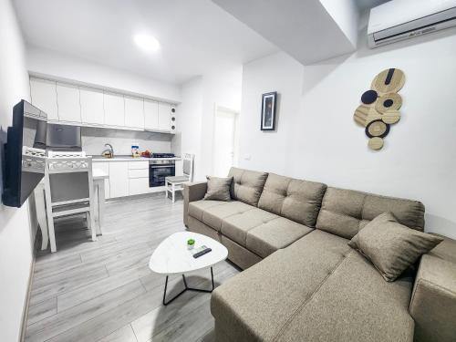 WE LOVE TIRANA Central Apartments Blloku