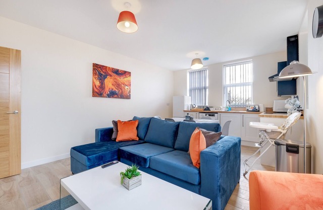 Wednesbury, 2 Bedroom Apartment 201 with Parking