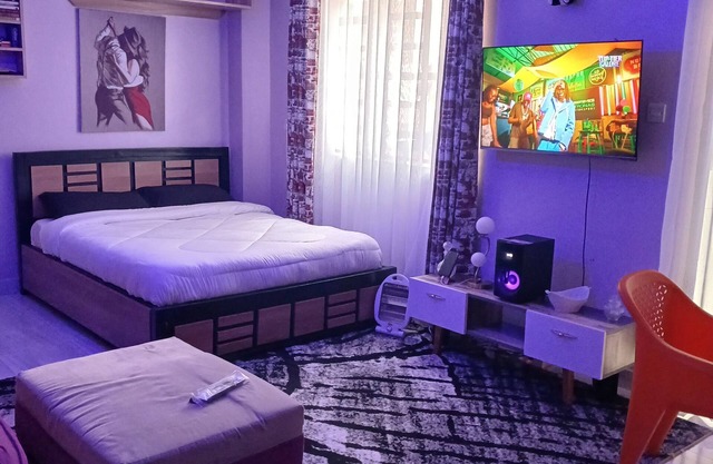 Welcome to Antique Budget Studio where comfort meets style. Enjoy Nairobi!