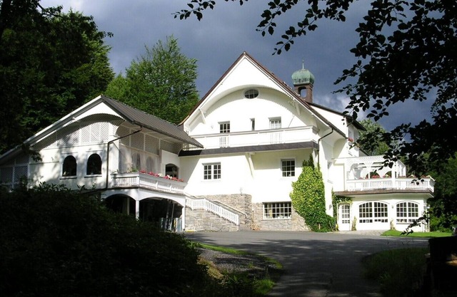 Welcome to Haus Diana!