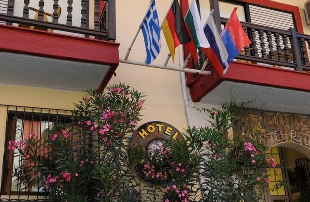Welcome To Hotel petunia, In Neos-marmaras,xalkidiki ,greece, triple room 7