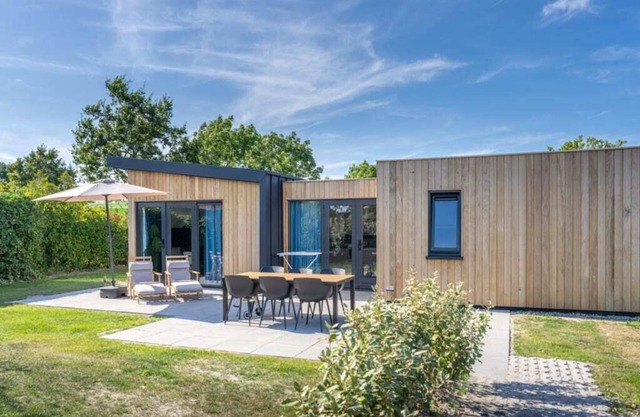 Welcome to Muralt 110, a modern chalet with everything for a carefree stay. Enjoy the cozy living ro