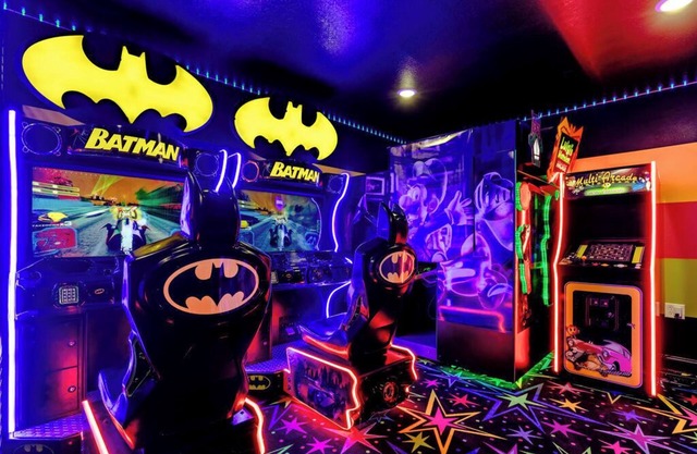 Welcome to The Windsor Magic with Professional Arcade Room! Brand New 2024!