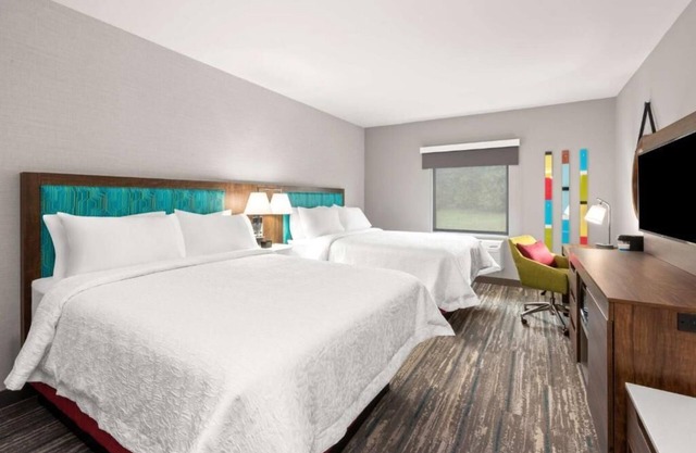 Welcoming Hotel w/Free Hot Breakfast! 3 Comfortable Units, Indoor Pool!