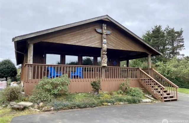 Welcoming Totem Tides 2-bedroom house Ocean Shores easy access to beach & town