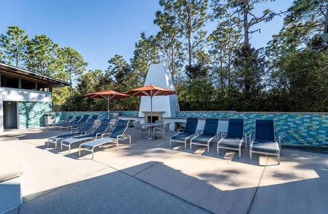 Well-Appointed WaterColor Home -Amenities-Golf Cart