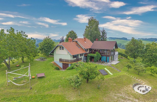 Wellness Vineyard Cottage Boris, Ljutomer, Slovenia