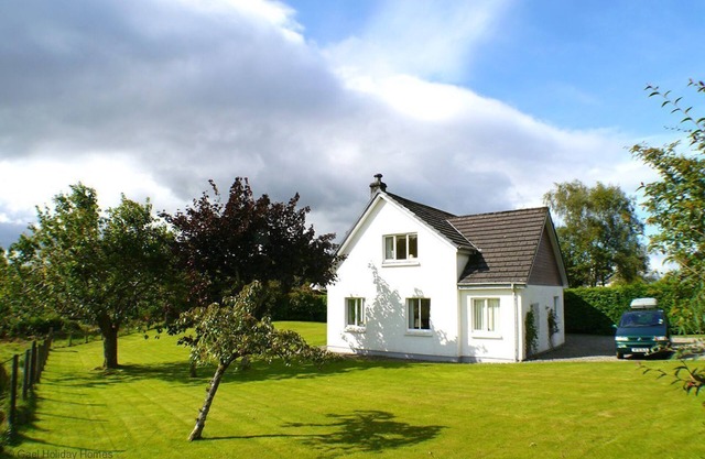 West Coast Rural Loch Side House