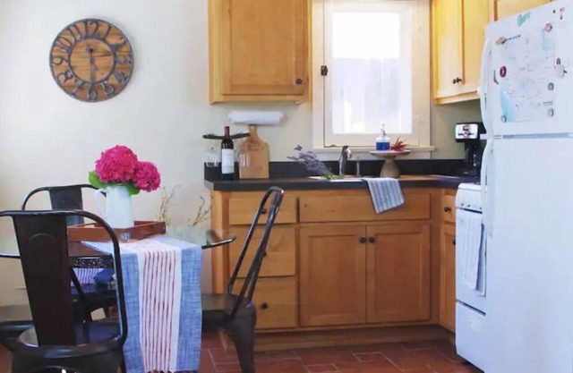 Westside Paso Robles Guesthouse