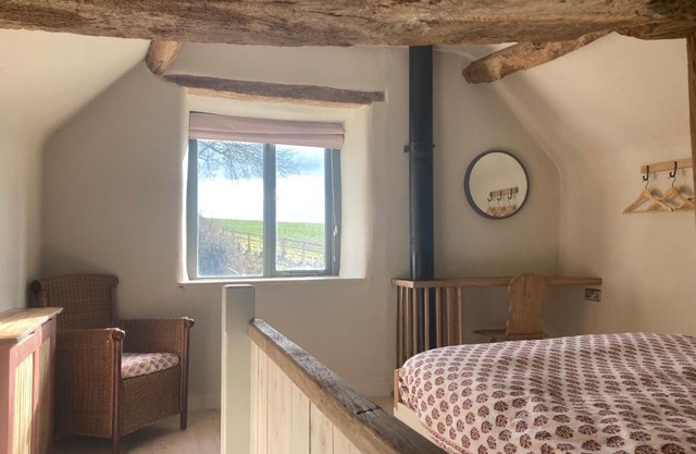 Whichford Mill Barn- Soulful retreat.