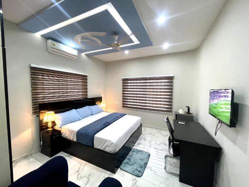 Whispering Hearts Guest House