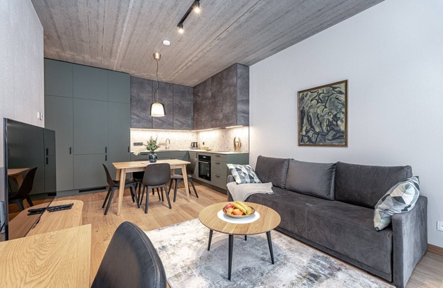 White Lotus Apartment 3
