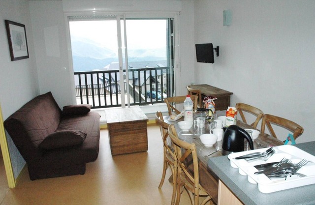 Wifi, fitness, swimming pool, sauna, ski locker, 25-27m², Peyragudes