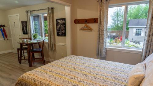 Wild Pacific Guest Suites