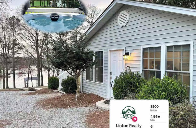 Wilderness - Lake, Dock, Hot Tub, Pet Friendly