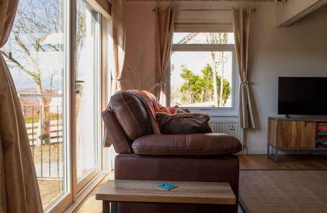 Wonderful private villa for 7 guests with WIFI, TV, patio, pets allowed and panoramic view