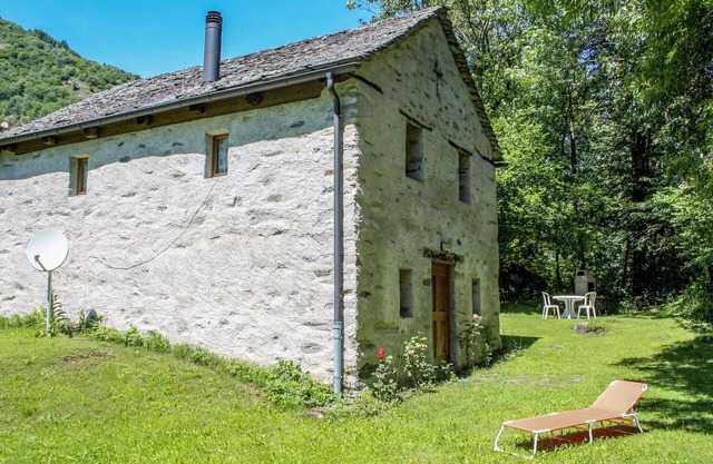 Wonderful private villa for 4 people with WIFI, TV, terrace, panoramic view and parking