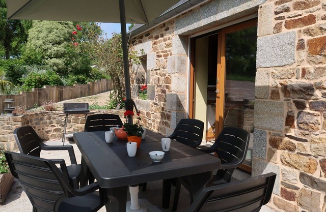 Wonderful private villa for 6 people with WIFI, TV, terrace, pets allowed and parking