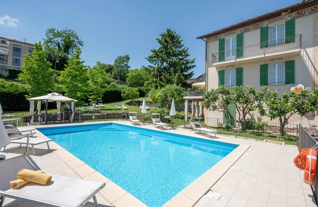 Wonderful private villa for 8 people with private pool, WIFI, TV and patio