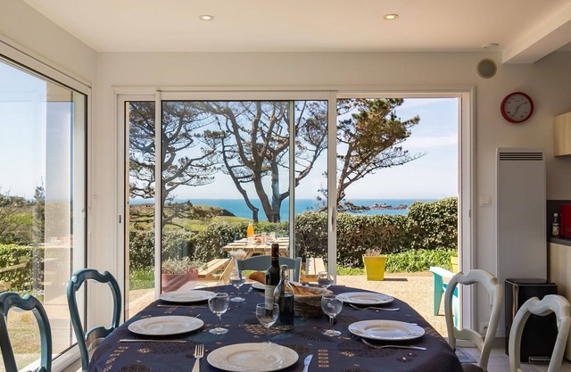 Wonderful private villa for 6 guests with WIFI, TV, terrace and parking