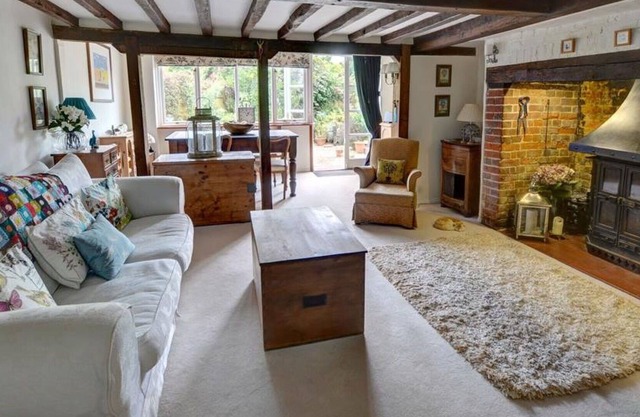 Wonderful private villa for 5 people with WIFI, TV, patio, pets allowed and parking