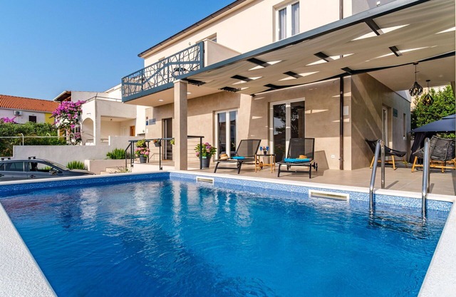 Wonderful private villa for 8 guests with A/C, WIFI, private pool, TV and terrace