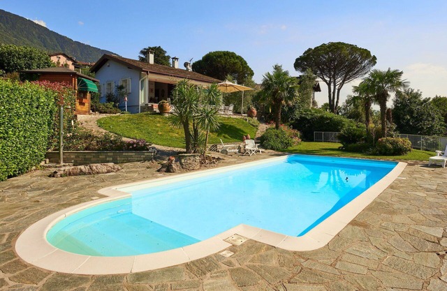 Wonderful private villa for 6 guests with private pool, WIFI, A/C, TV, terrace and parking