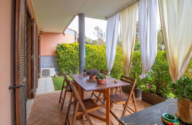 Wonderful villa for 5 guests with A/C, WIFI, TV and patio
