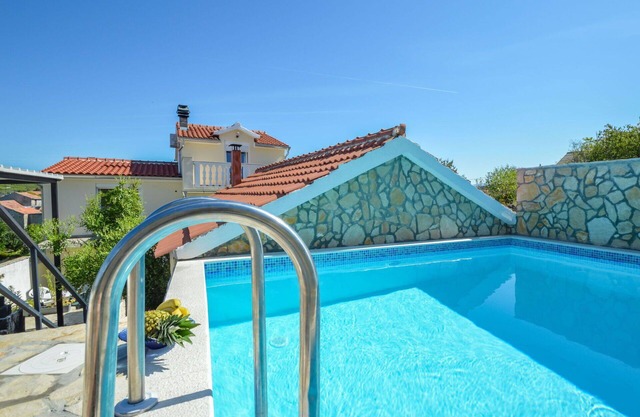 Wonderful villa for 5 people with private pool, A/C, WIFI, TV, terrace and parking