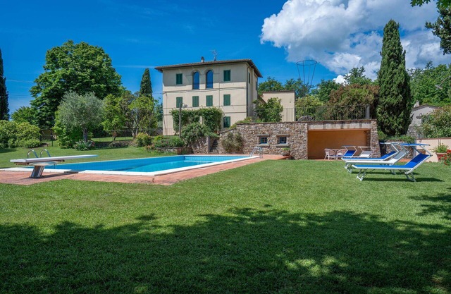 Wonderful villa for 8 guests with WIFI, private pool, TV and pets allowed