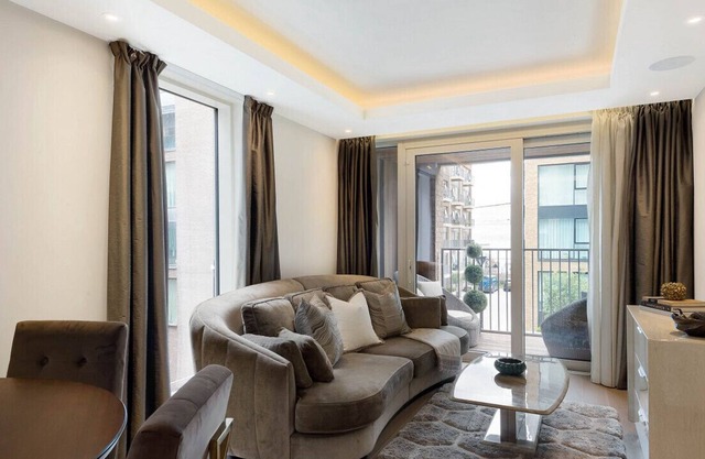 Wonderful Waterfront Apartment Chelsea