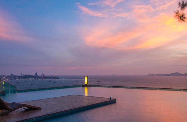 Wong Amat Tower By Peter
