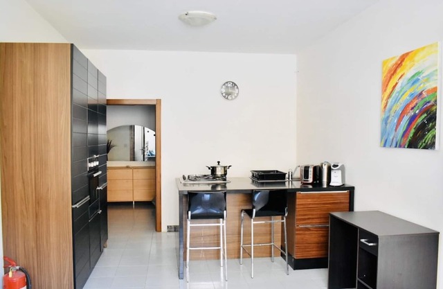 Woodcock central entire apartment