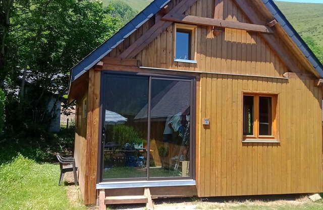 Wooden hut in the heart of the Pyrenees